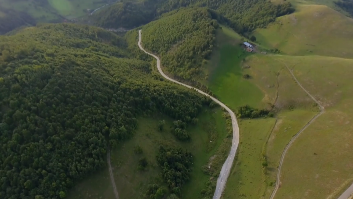 Thaçi promovon mikpritjen dhe natyrën e mrekullueshme të Shalës së Bajgorës