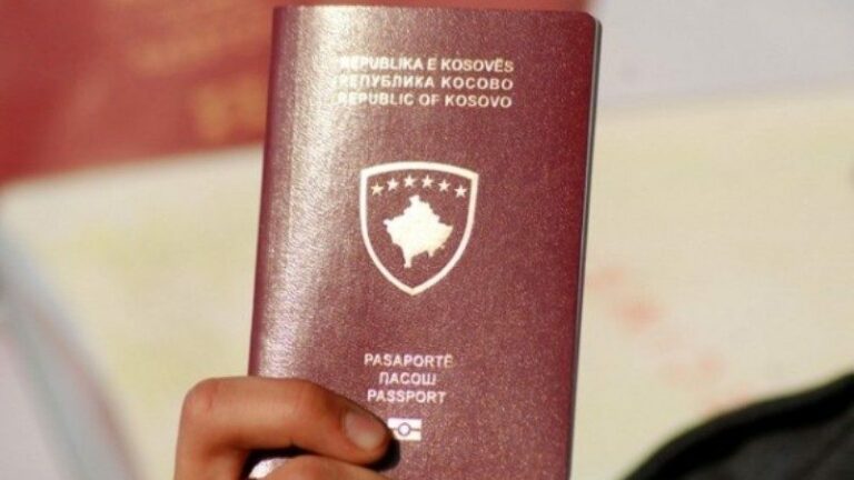 Gjermania i përgjigjet kërkesës së Sveçlës për t’i pranuar pasaportat kosovare me afat të skaduar