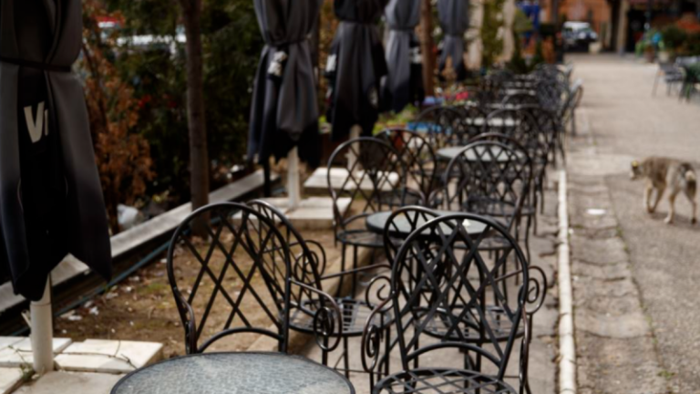 Nuk mund t’i rezistojnë mbylljes së dytë, pritet falimentimi