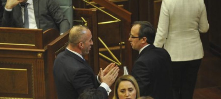 “Përplasja AAK-LDK mund ta çojë vendin në zgjedhje të jashtëzakonshme”