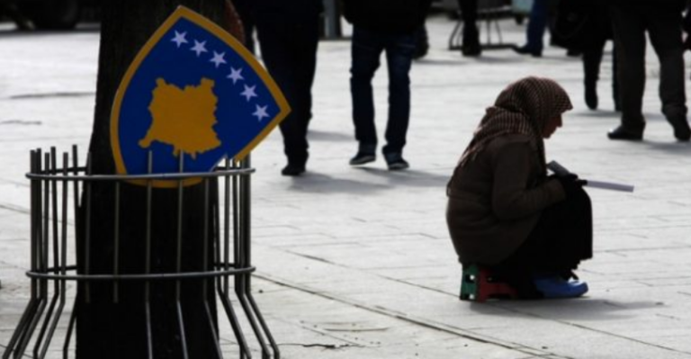 Lajm alarmant: Kaq pritet të ketë rënie ekonomike në Kosovë