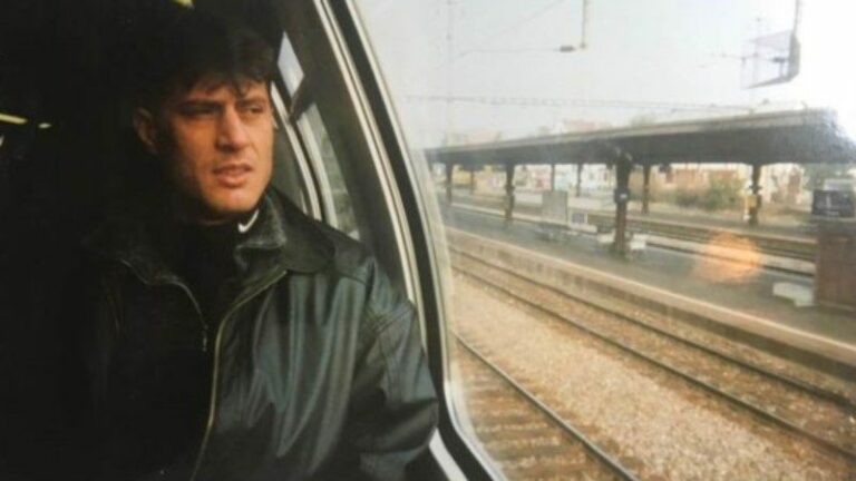 Publikohet foto e rrallë e ish-presidentit Thaçi në Francë: Kjo është historia që qëndron prapa saj