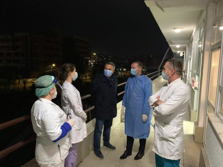 Situatë e rënduar me COVID-19, Zemaj në Klinikën Infektive