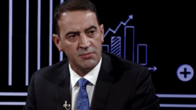 A po i bënë Daut Haradinaj lajka VV’së, pas deklaratës së fundit të Kurtit rreth UÇK’së