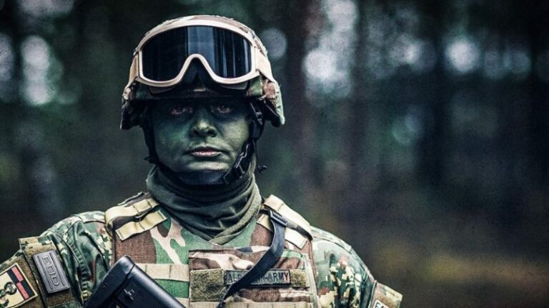 NATO me urim të veçantë: Bashkohuni festës së aleatit tonë, Shqipërisë