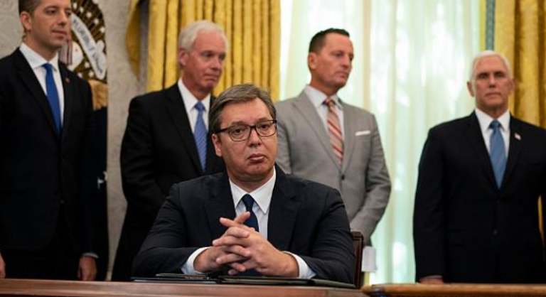 Vuçiq në heshtje varri pas fitores së Joe Biden derisa amerikani po merr urime nga e gjithë bota