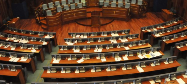 Deputeti i PDK-së infektohet me COVID-19