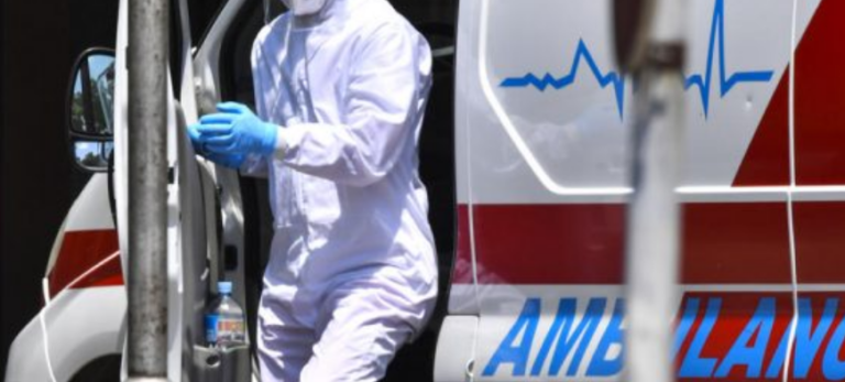 Profesori amerikan: Mund të testoheni negativ por ta keni virusin dhe ta përhapni atë