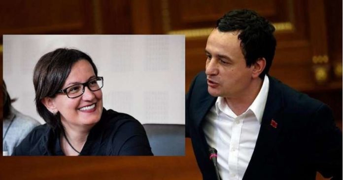 Aida Dërguti thumbon Kurtin përmes poezisë pasi kërkoi që shteti të organizojë mbrojtje për Thaçin, Veselin e të tjerëve