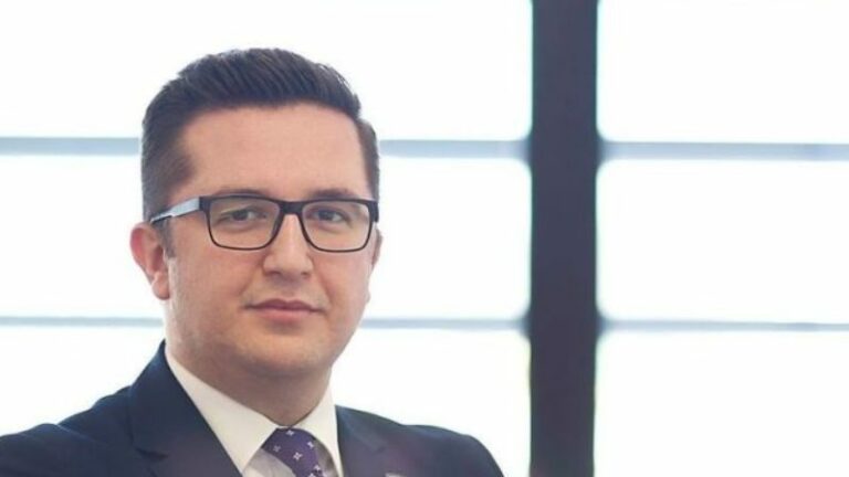 Ministri Mustafa rezulton pozitiv me Covid-19