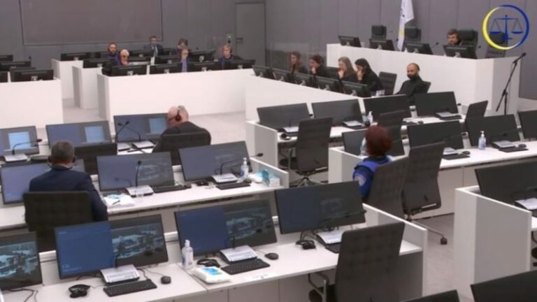 Kush i paguan avokatët pranë Gjykatës në Hagë?