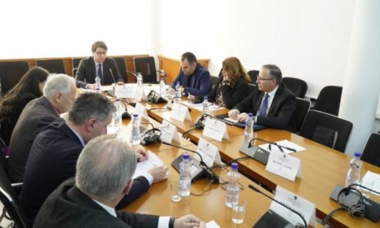 Sërish dështon kalimi i projektligjit për Rimëkëmbje Ekonomike