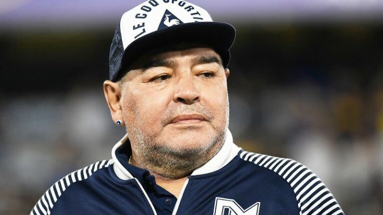 Zbulohet audio e mjekut të Maradonës, që thërret me urgjencë një ambulancë