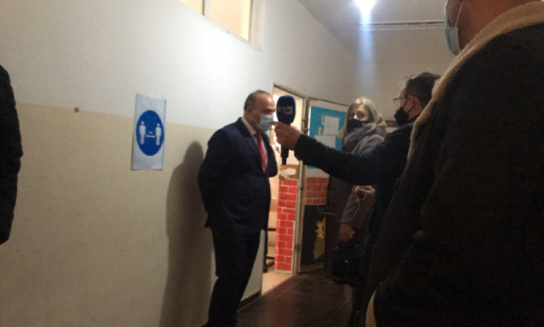 Shpejtim Bulliqi shkon për të votuar, por ka harruar letërnjoftimin