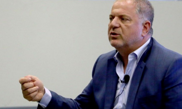 Baton Haxhiu: Albin Kurti s’ka guxim për të vendosur asgjë