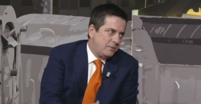 Burri i Vjosa Osmanit e quan “fallxhore” Astrit Haraqinë