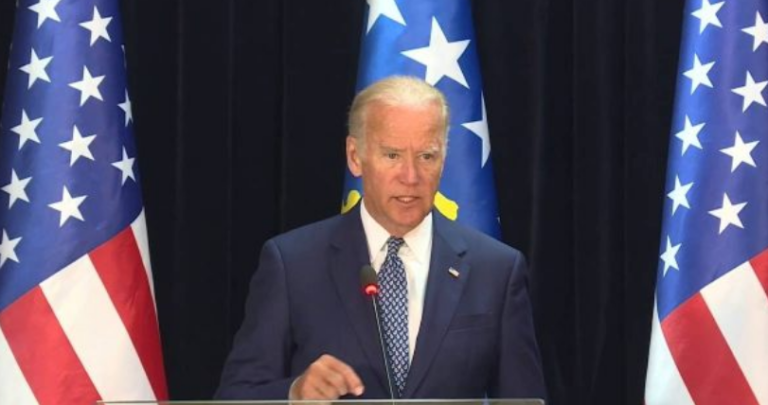 Frikësohen në Serbi: Biden do të na kërkojë ta njohim Kosovën si shtet të pavarur