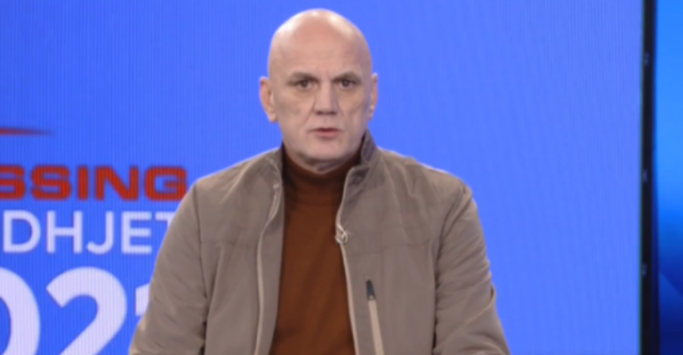 Geci: Vjosa Osmani dhe Isa Mustafa kishin një marrëveshje që ta rrëzojnë Fatmir Sejdiun