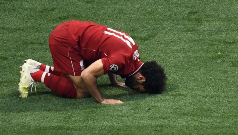 Mohamed Salah vjen përsëri me një gjest bujar