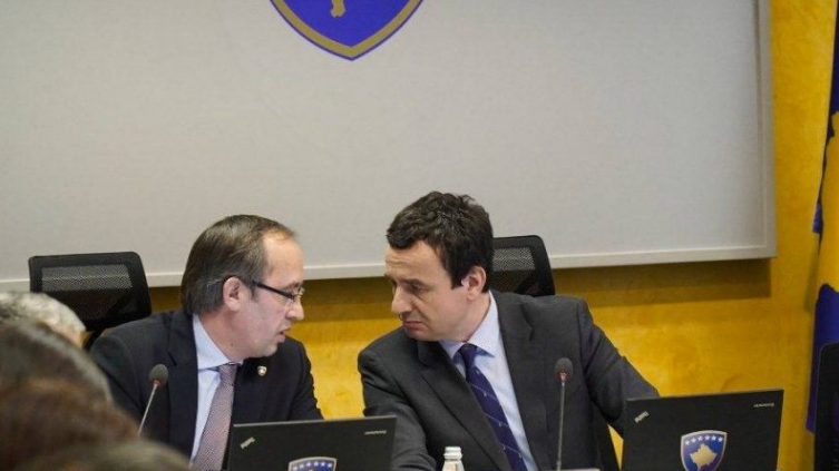 Hoti: Albin Kurti s’duhet të merret seriozisht, unë e pata lutur të shkonte në SHBA