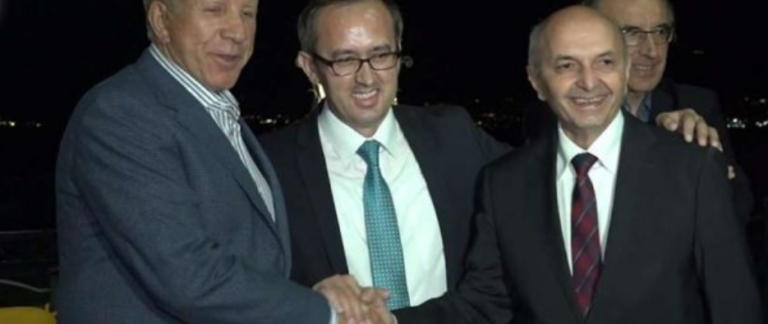 Hoti: Po bisedojmë me AKR-në që të na bashkohet në listë
