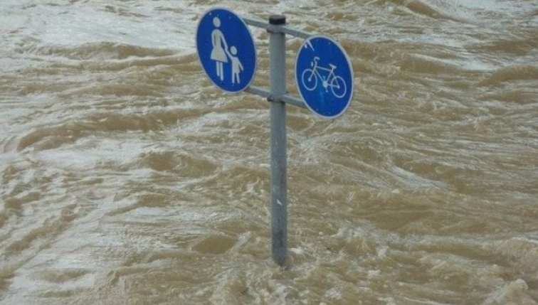 Instituti Hidrometeorologjik paralajmëron stabilizim të situatës pas vërshimeve