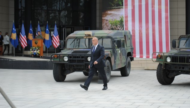 ‘Bombardohet’ Ambasada ruse në Facebook pas reagimit ndaj Haradinajt: Mbylleni atë dreq goje ose shporruni nga Shqipëria