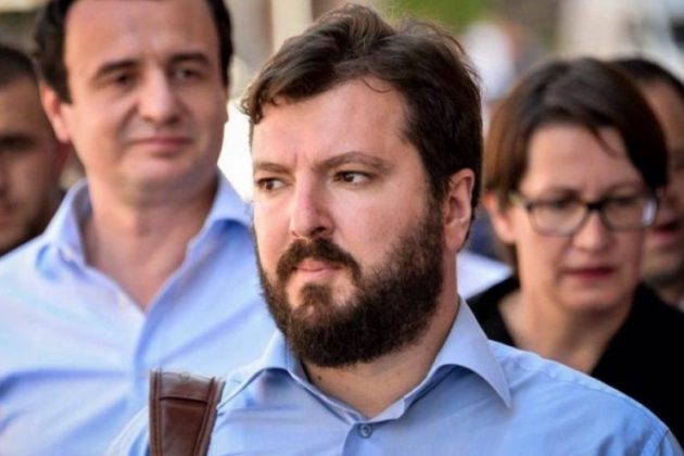 Zyrtari i VV-së ironizon keq me sloganin e LDK-së!