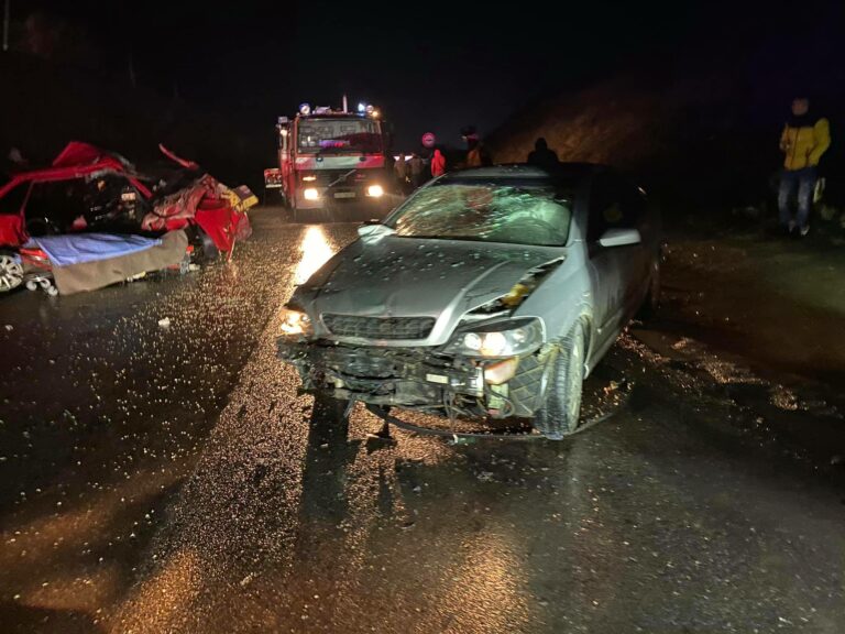 Aksident i rëndë në Arllat të Drenasit, një i vdekur dhe gjashtë të lënduar