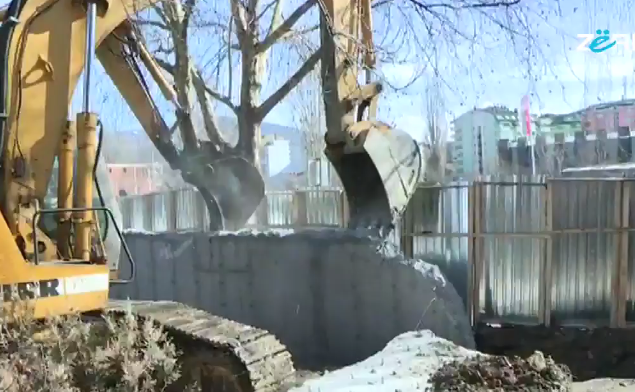 Katër vjet nga rrënimi i muri në veri të Mitrovicës