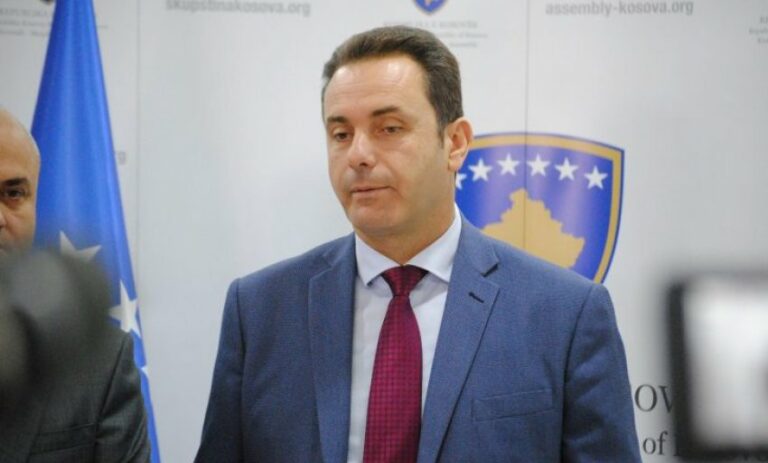 Rugova: Disfata që pësuam tregon se garda e vjetër e LDK-së duhet të largohet, Osmanit t’i bëhet kuorum për presidente
