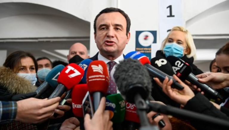 “Kompromisi” i Kurtit: Dialogun mund ta vendos në rendin e tretë të prioriteteve