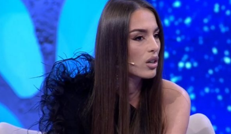 E akuzojnë për çrregullime mendore, Ana e “Për’puthen” largohet nga studio