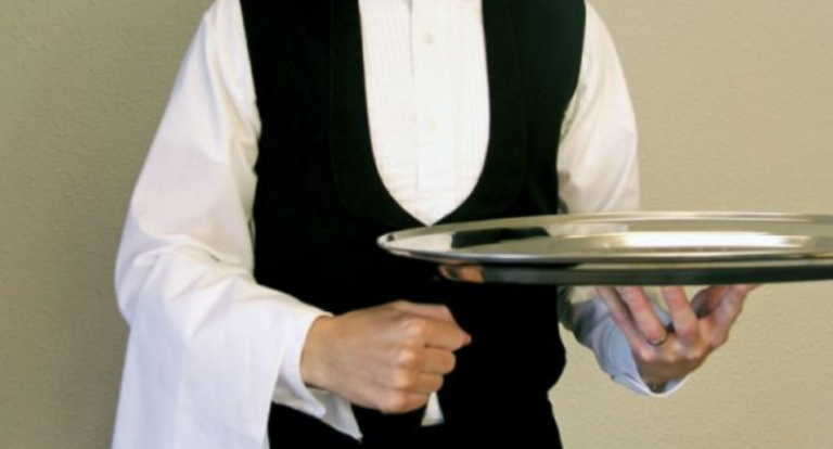 Një restorant në Shqipëri i befason klientët nga Kosova kur këta kërkojnë faturën