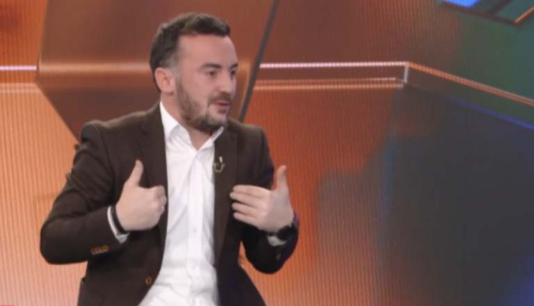 Paralajmërimi i Molliqajt: Albin Kurti nuk do të jetë Hashim Thaçi i ri