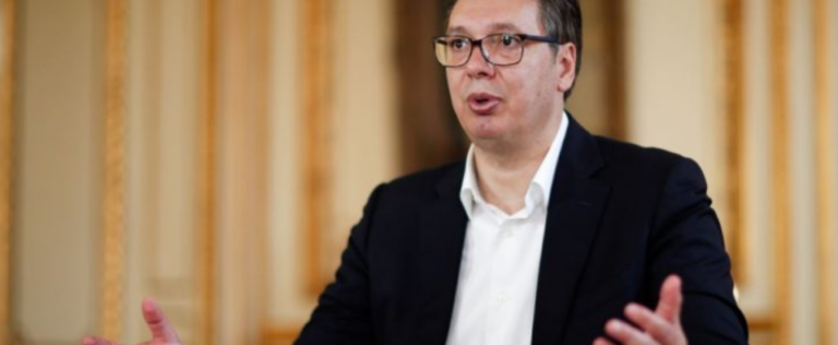 Vuçiq: Macron nuk na e imponon ta njohim Kosovën