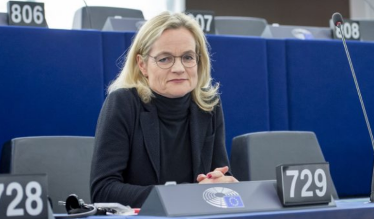 Von Cramon thotë se dialogu i Kosovës me Serbinë duhet të vazhdojë