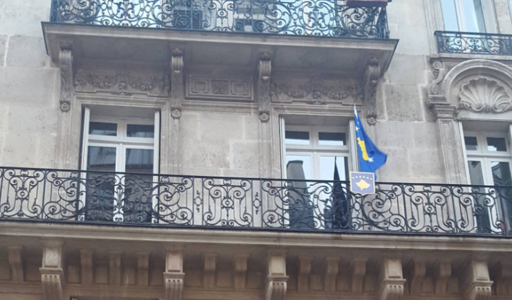 Ambasada e Kosovës në Paris ka një njoftim të rëndësishëm për qytetarët