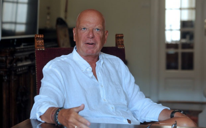 Historiani serb: Të gjithë e dinë që Kosova është e pavarur, por e fusin kokën në rërë