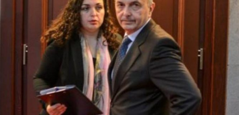 “Unë atë që e shoh tani nuk mund ta shpjegoj”, kështu u përgjigj Isa Mustafa kur u pyet se a e dëmtoi Vjosa Osmani, LDK -në