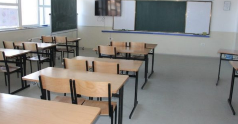 ​11 mësimdhënës dhe 9 nxënës të infektuar me koronavirus në shkollat e Mitrovicës
