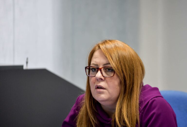 Hykmete Bajrami jep dorëheqje nga pozita e ministres së Financave