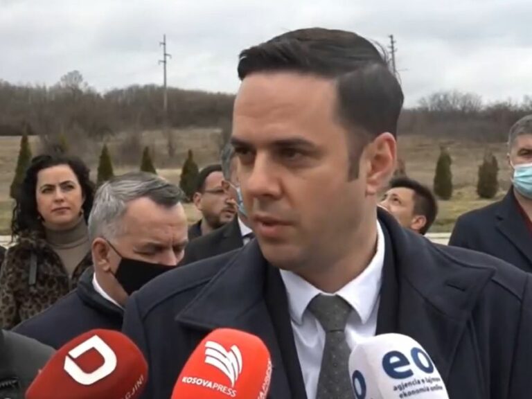 E konfirmon Abdixhiku: Me Kurtin dhe Osmanin do takohemi të premten në orën 14:30