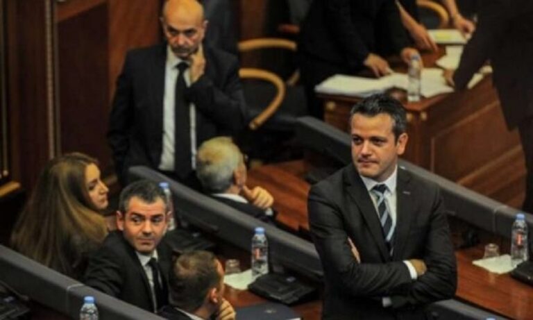 Lumir Abdixhiku zbulon pozitat që do t’i mbajnë Arben Gashi e Kujtim Shala