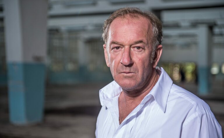 Në gjendje të përkeqësuar, kërkohet me urgjencë plazma e gjakut për aktorin Luan Jaha