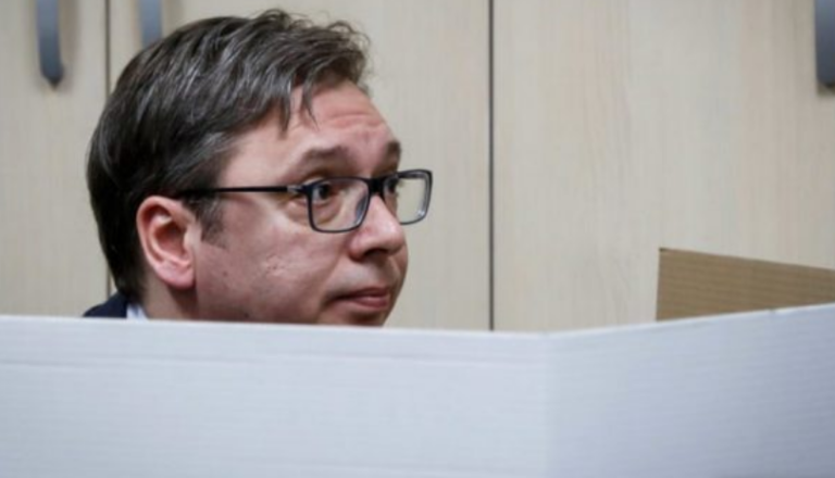 Vuçiq: Jemi në pozitë të pashpresë, na kërkohet vetëm ta njohim pavarësinë e Kosovës