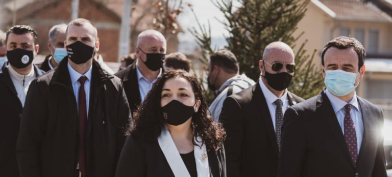 Komplikohet “çështja” e Presidentit: Lista Serbe s`ka votë për Vjosa Osmanin, nëse s’e voton e gjithë LDK-ja, duhet t’i “gjejë” edhe 3 vota