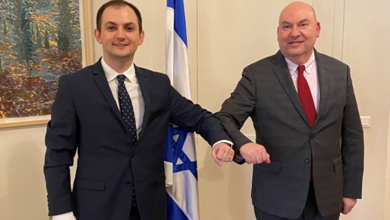 Pas hapjes së Ambasadës në Jerusalem, Qëndrim Gashi pritet në ambasadën e Izraelit në Paris