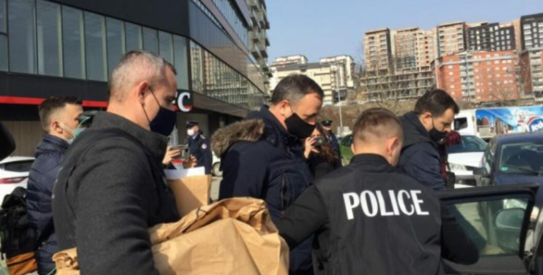 Dallaveret me subvencione, këta janë zyrtarët që i suspendoi sot ministri Peci