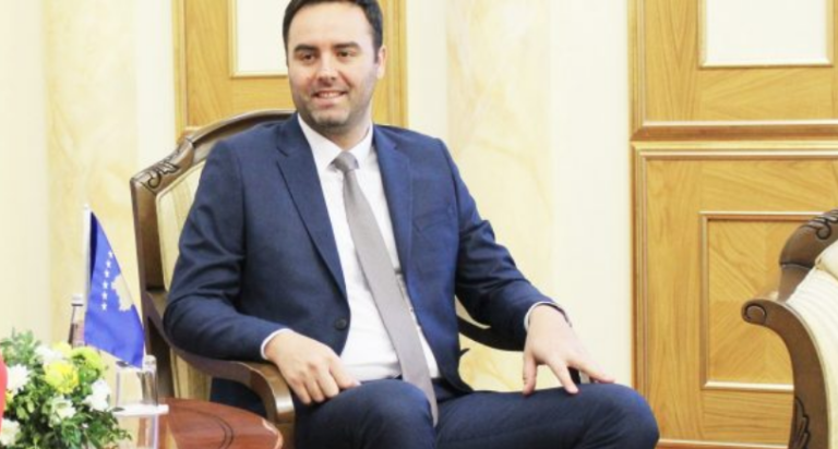 Glauk Konjufca pritet të emërohet në njërën nga tri pozitat më të rëndësishme të shtetit